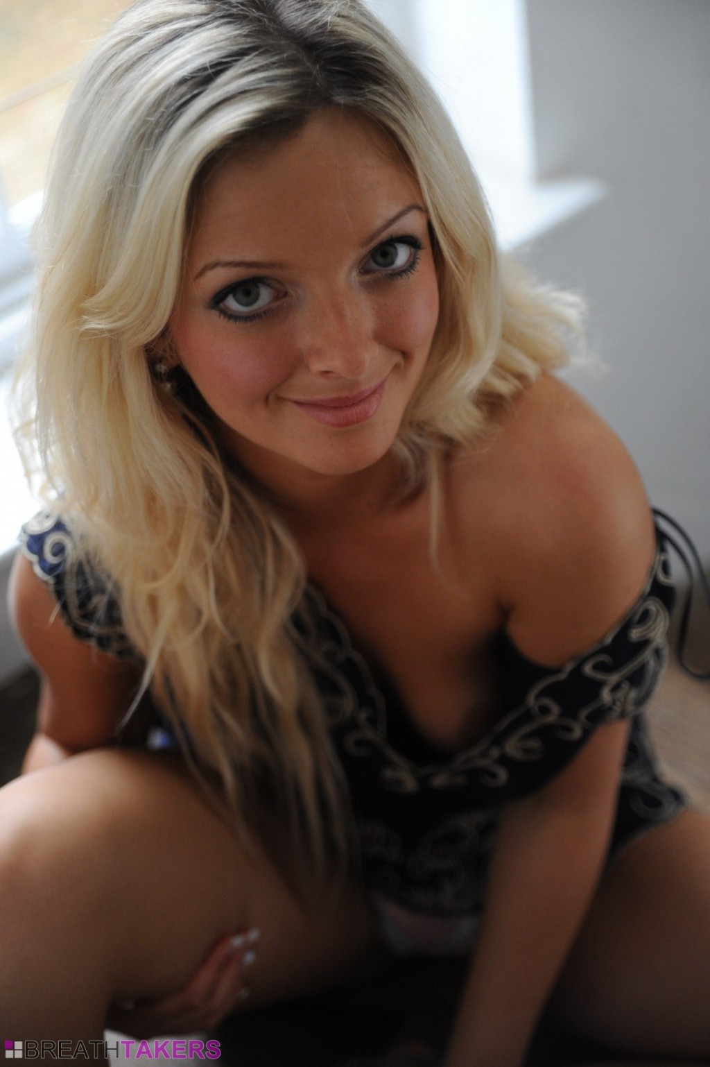 Zuziana Is One Sexy MILF