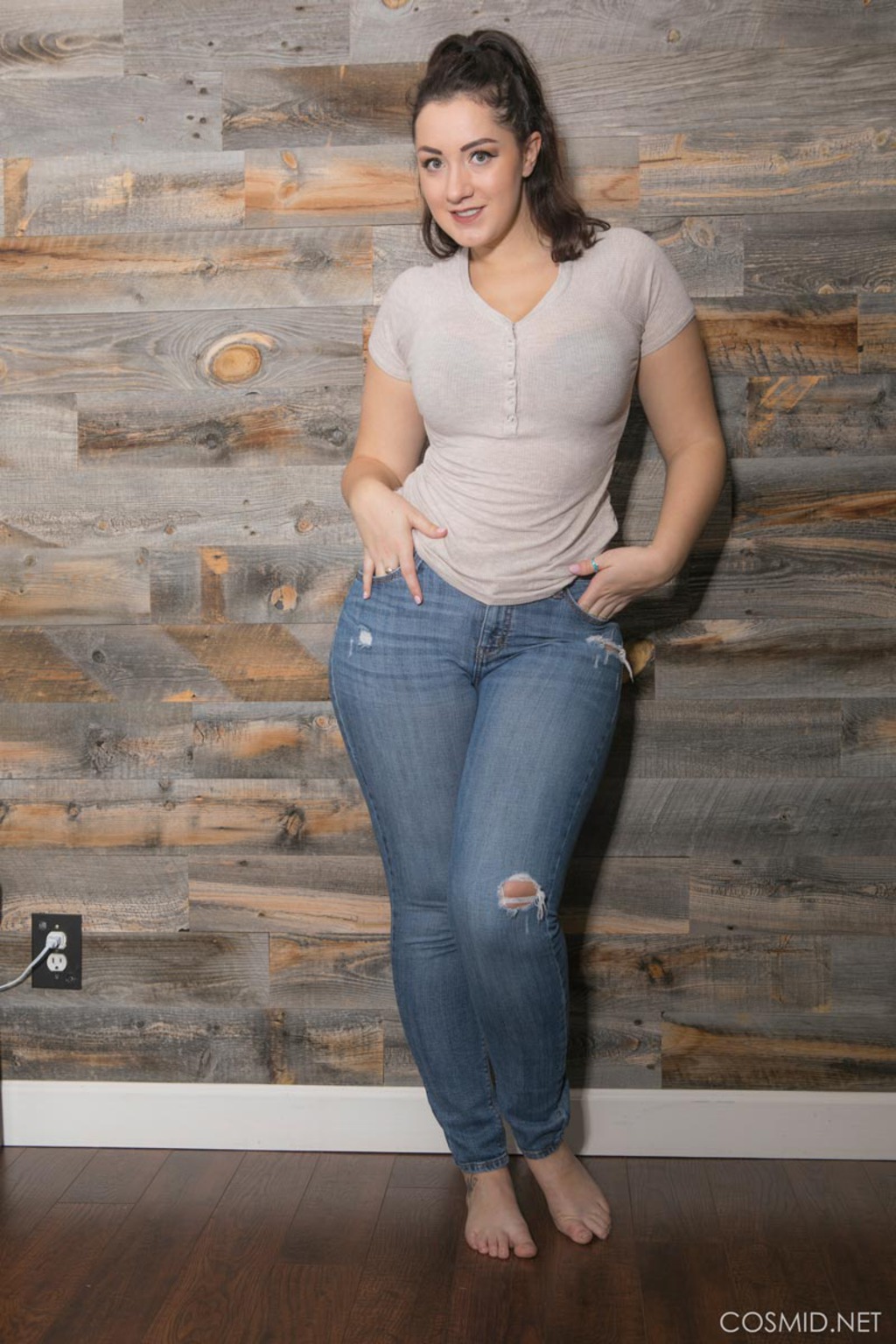 Lexi Lloyd Takes Off Her Jeans