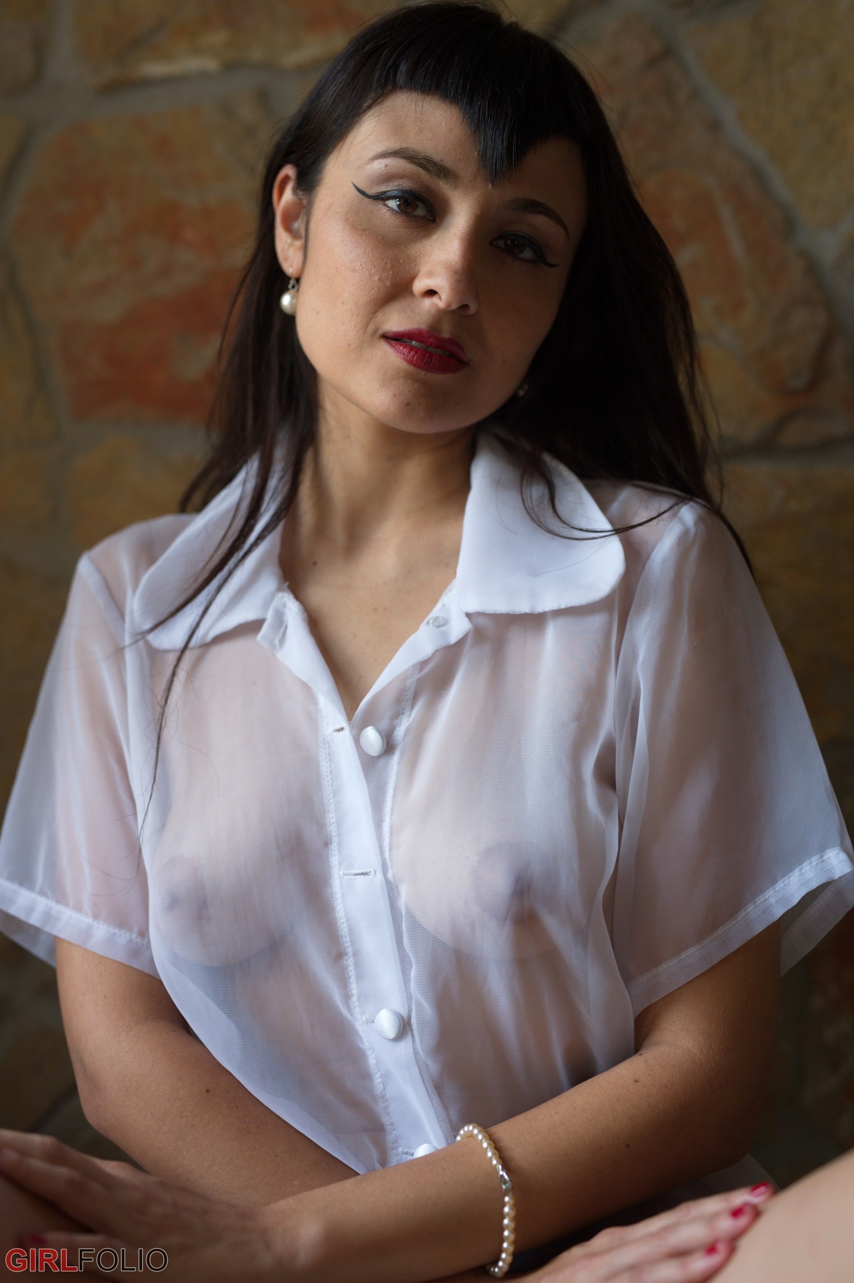 Brunette Babe Shows Off Her Hairy Snatch