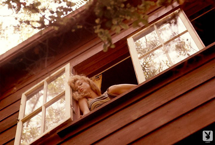 Yvette Vickers